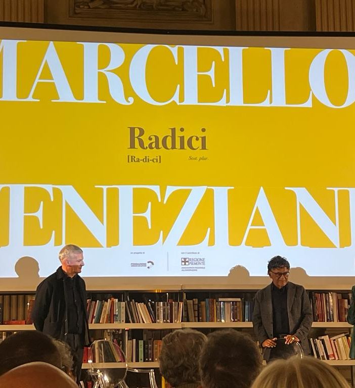“Perdere l'identità significa trasformarci in automi. Ma spero nei miracoli”, Veneziani al Circolo dei lettori per il festival Radici