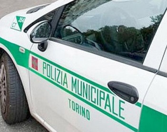 Torino, controlli stradali:  in un giorno 100 contravvenzioni in corso Vercelli
