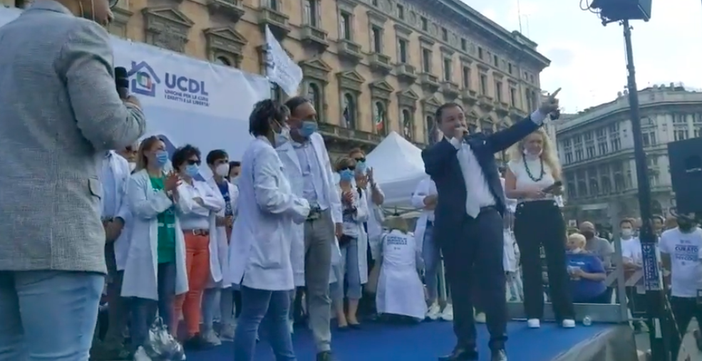 Covid, cure a casa: perchè la televisione pubblica non ne parla? Oggi presidi in tutta Italia per chiedere più trasparenza nell'informazione