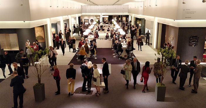 Economia delle Fiere d'Arte, ovvero quando l'utile si unisce al dilettevole. Di Paolo Turati* Economia delle Fiere d'Arte, ovvero quando l'utile si unisce al dilettevole. Di Paolo Turati*