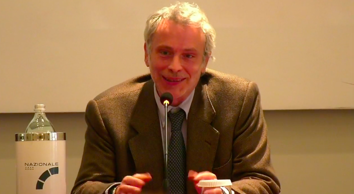 Pandemia, invito al confronto per parlare degli ultimi due anni. Frajese: “I miei colleghi medici abbiano coraggio”. Che cosa non torna