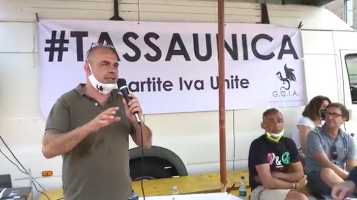 Ambulanti Goia, Nardozzi: “Ora basta, scendiamo in piazza, vogliamo la riforma” Ambulanti Goia, Nardozzi: “Ora basta, scendiamo in piazza, vogliamo la riforma”