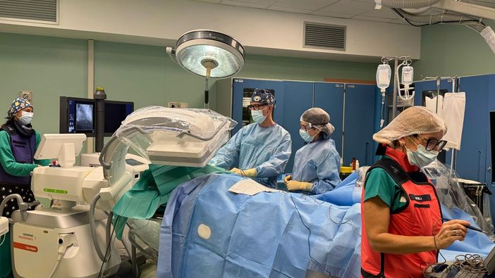 Al Cardinal Massaia l'operazione chirurgica al cuore in ipnosi dell'equipe del dottor Marco Scaglione Al Cardinal Massaia l'operazione chirurgica al cuore in ipnosi dell'equipe del dottor Marco Scaglione