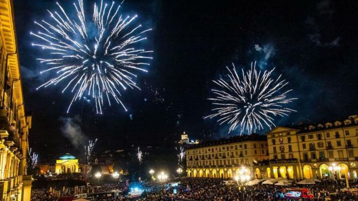 Torino festeggia San Giovanni, fuochi d'artificio sì ma “sostenibili” Torino festeggia San Giovanni, fuochi d'artificio sì ma “sostenibili”