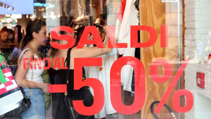 Saldi estivi in Piemonte, si compra ma si spende meno. Scontrino medio inferiore all'anno scorso