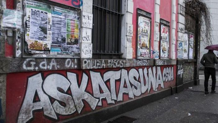 Feste e assembramenti, la legge non è uguale per tutti Feste e assembramenti, la legge non è uguale per tutti