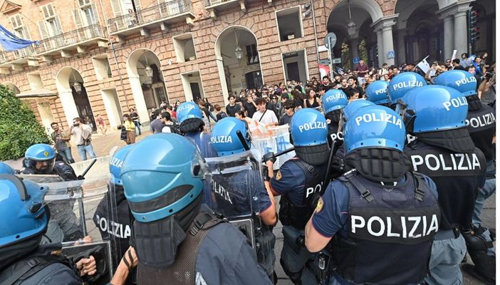 “Manifestare è un diritto ma le forze dell'ordine hanno il dovere di intervenire se i limiti vengono superati”