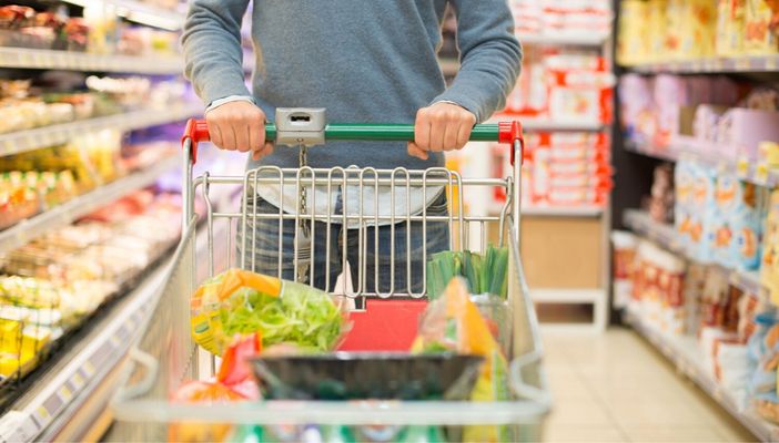 La classifica delle città più care d'Italia: Genova, Milano, Alessandria. Qui una famiglia spende oltre 1500 euro in più