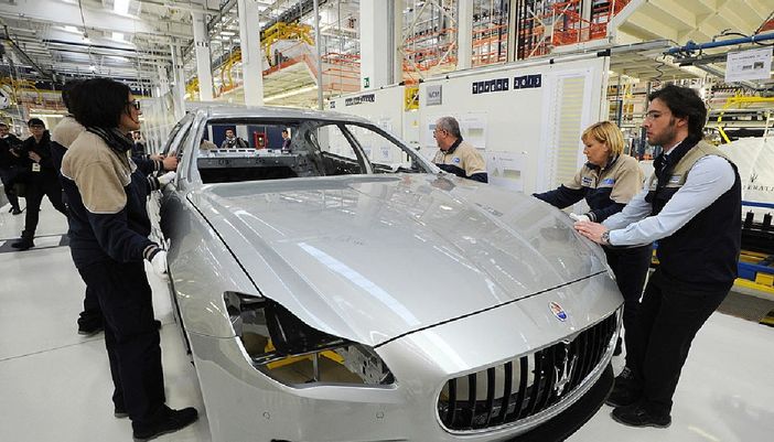Maserati trasloca a Modena, a Mirafiori resta l'ibrido. La preoccupazione dei sindacati per l'ennesima batosta Maserati trasloca a Modena, a Mirafiori resta l'ibrido. La preoccupazione dei sindacati per l'ennesima batosta