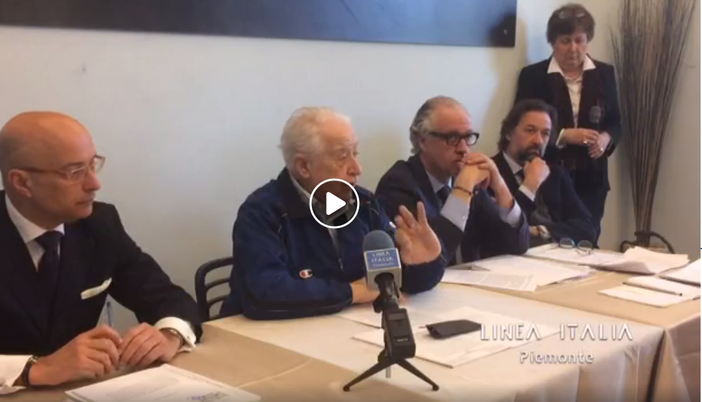 Il Club Scherma Torino ricorre al tar contro la decadenza della concessione di Villa Glicini al Valentino.Il presidente Vecchione querela l'assessore Finardi.