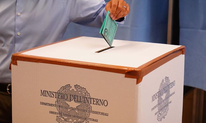 Elezioni europee e regionali, seggi aperti regolarmente a Torino