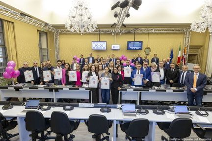 Un “Ottobre Rosa” per la prevenzione anche in Consiglio Regionale Un “Ottobre Rosa” per la prevenzione anche in Consiglio Regionale