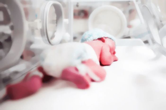 Neonato trovato a Villanova Canavese, assessore Marrone: “Diffondiamo informazione sui progetti di parto in anonimato sostenuti dal Fondo Vita Nascente”