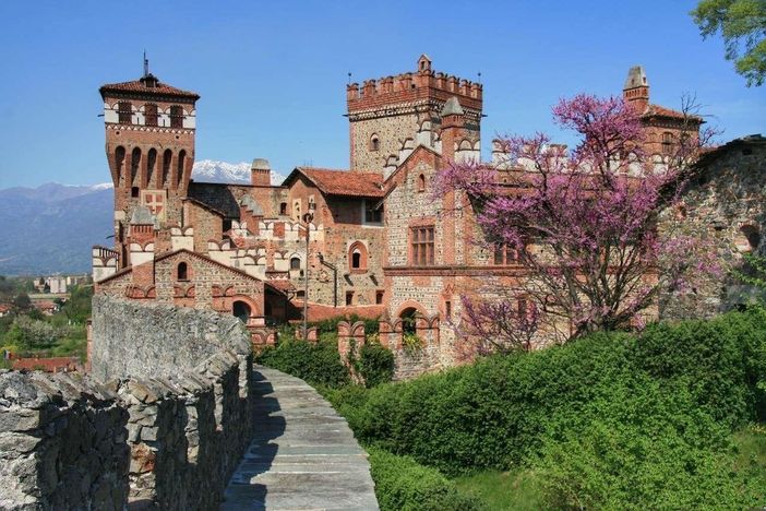 Il Canavese ha la sua prima "Guida alle Eccellenze" Il Canavese ha la sua prima "Guida alle Eccellenze"