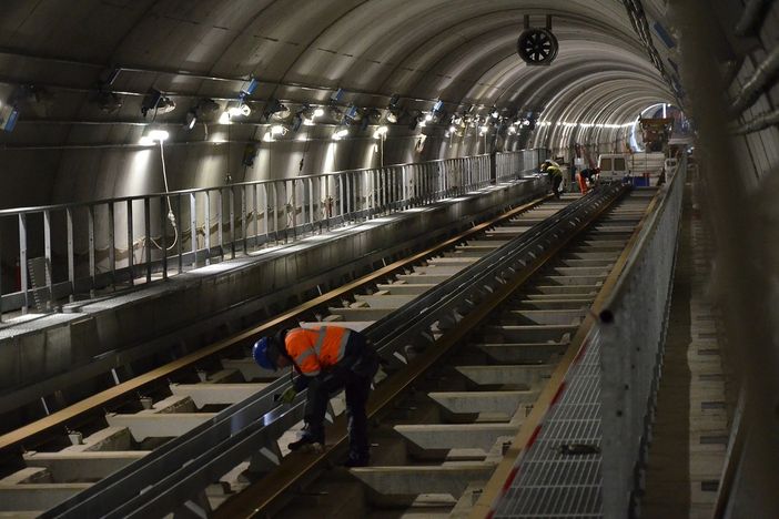 Metro di Torino, lavori in corso per tutta l'estate ma si punta a ridurre i disagi