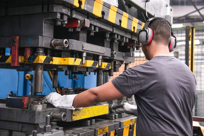 Un secondo trimestre ancora nero per gli artigiani, più pessimismo sui nuovi ordini ma in generale meglio dell'anno scorso