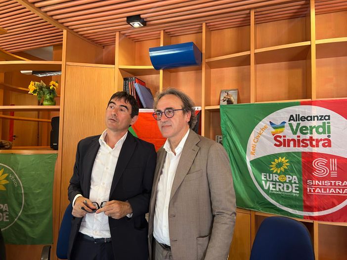Bonelli (Europa Verde) a Torino: "Aria fresca per tutti" [video]