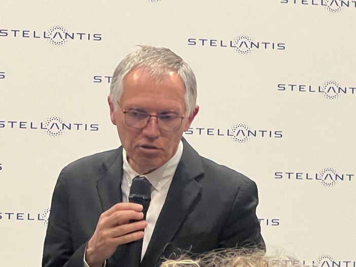 Stellantis, Tavares a Mirafiori per l'hub dei veicoli commerciali: abbiamo preso molte decisioni impopolari per evitare la situazione di Volkswagen Stellantis, Tavares a Mirafiori per l'hub dei veicoli commerciali: abbiamo preso molte decisioni impopolari per evitare la situazione di Volkswagen