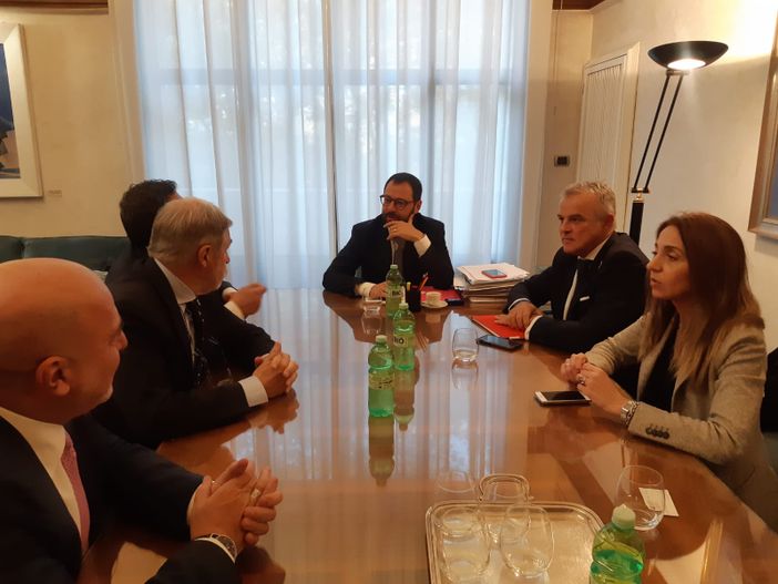 Ilva in Piemonte, l'assessore Chiorino dal ministro Patuanelli: “Salvaguardare il siderurgico e i posti di lavoro e reintrodurre subito lo scudo penale” Ilva in Piemonte, l'assessore Chiorino dal ministro Patuanelli: “Salvaguardare il siderurgico e i posti di lavoro e reintrodurre subito lo scudo penale”