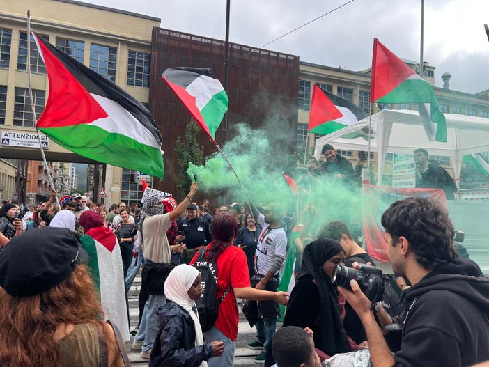 Piemonte, AVS per Gaza: “Il minuto di rumore c'è ma senza azioni la destra è complice di genocidio”