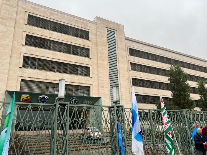 &quot;Gran Tour Mirafiori&quot;: la Fiom fa raccontare il passato e il presente della fabbrica ai lavoratori. In vista del futuro. [video]