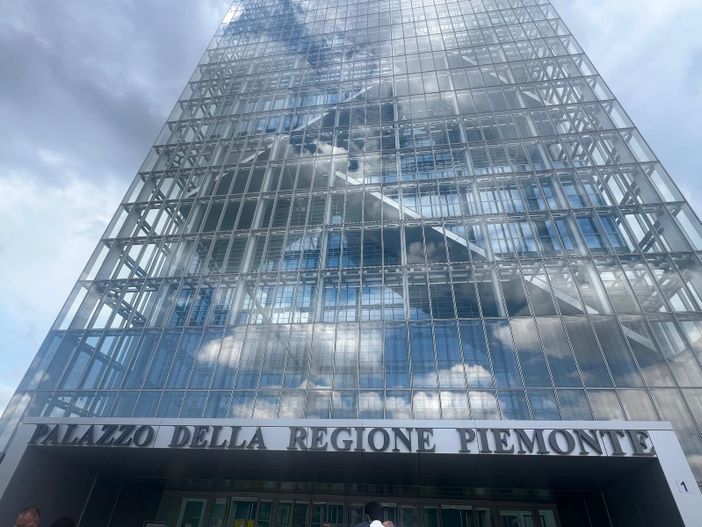 La Corte dei Conti promuove il Bilancio 2024 della Regione Piemonte ma segnala pesanti ombre nella finanza regionale. Di Carlo Mancorda* La Corte dei Conti promuove il Bilancio 2024 della Regione Piemonte ma segnala pesanti ombre nella finanza regionale. Di Carlo Mancorda*
