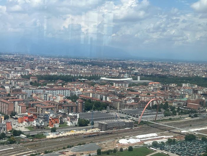 Migranti e anziani contro l'inverno demografico in Piemonte che avrà risorse per 12,2 miliardi di euro