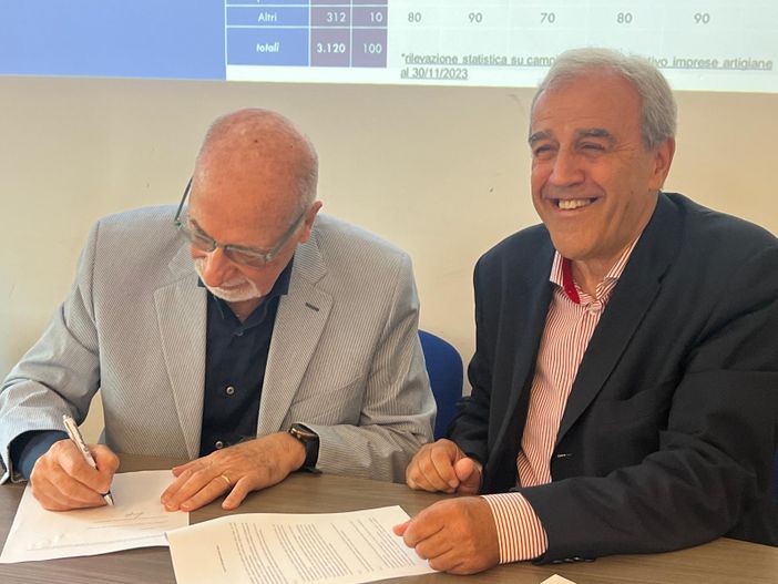 Ex dirigenti Fiat al servizio delle imprese artigiane: a Torino il primo esempio di volontariato manageriale Ex dirigenti Fiat al servizio delle imprese artigiane: a Torino il primo esempio di volontariato manageriale