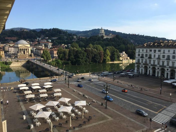 Fase 2: e se si usasse il buonsenso? A Torino si potrebbe cominciare dai dehors. Di Guglielmo Del Pero*