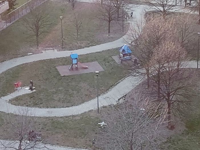 Al via la riparazione di oltre 500 panchine nei giardini e parchi torinesi