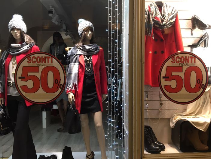 Confesercenti: "Saldi, confermate le previsioni della vigilia ma l'attuale modello va rivisto" Confesercenti: "Saldi, confermate le previsioni della vigilia ma l'attuale modello va rivisto"