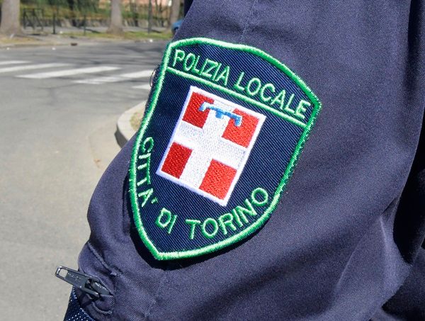 A Torino d'ora in avanti gli atti giudiziari della Polizia locale arrivano anche via mail A Torino d'ora in avanti gli atti giudiziari della Polizia locale arrivano anche via mail