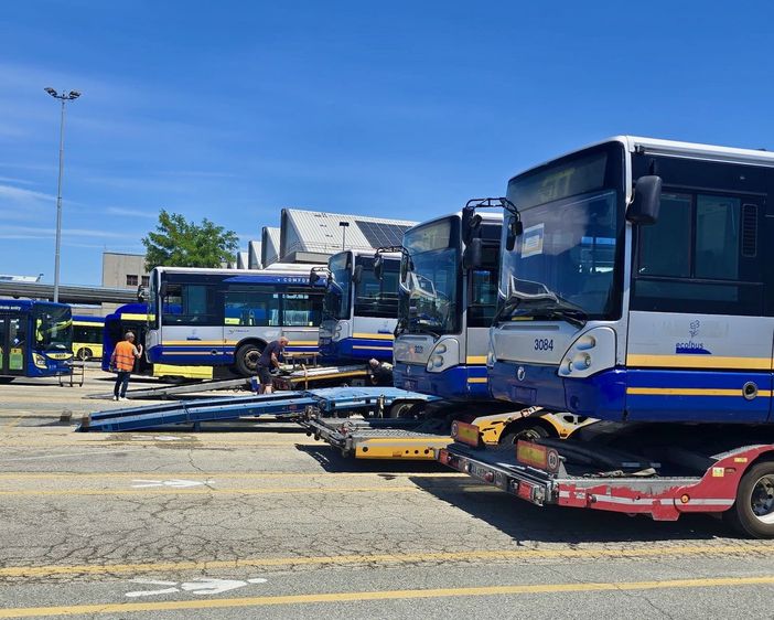 Quaranta autobus da Torino a Kharkiv, prosegue il sostegno al trasporto pubblico Quaranta autobus da Torino a Kharkiv, prosegue il sostegno al trasporto pubblico