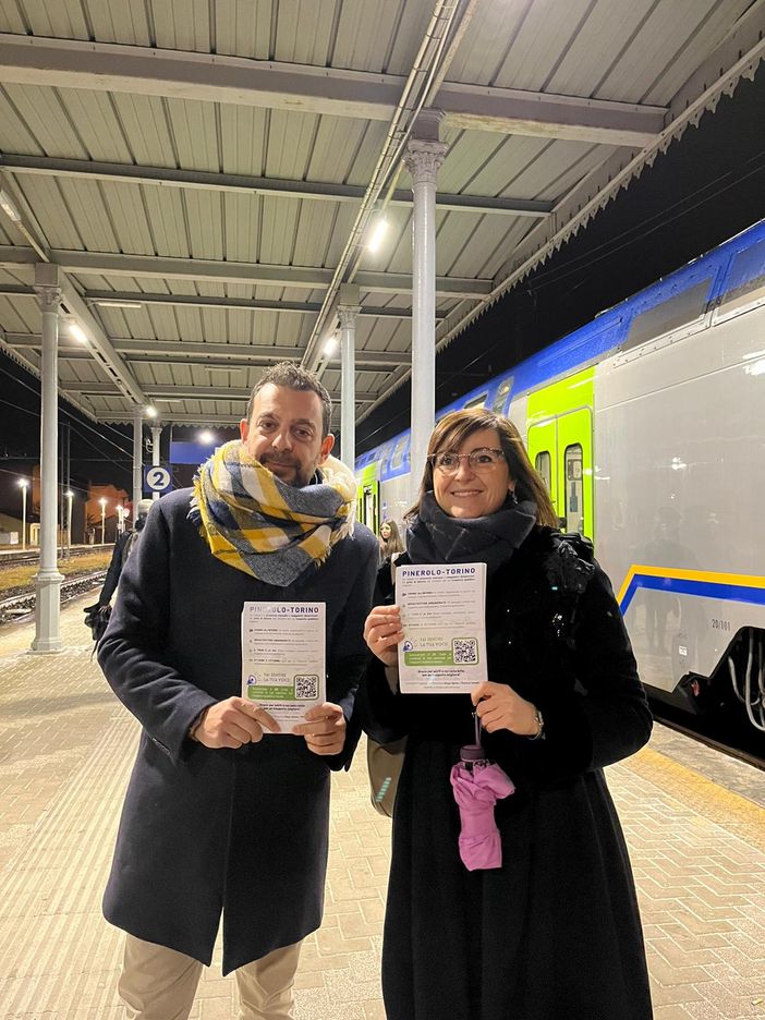 Treno Pinerolo-Torino Porta Susa, Sarno e Canalis: “Il servizio peggiora, e dire che basterebbe un minimo intervento della Regione”