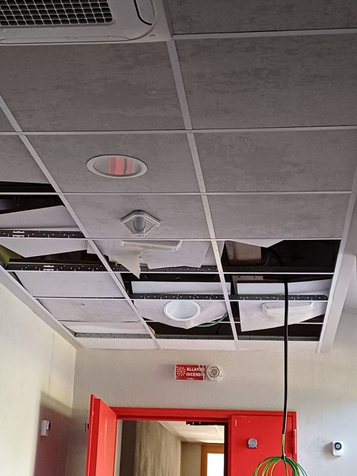 Vandali a Villa 6 di Collegno, la scuola pronta per l'inaugurazione a fine agosto