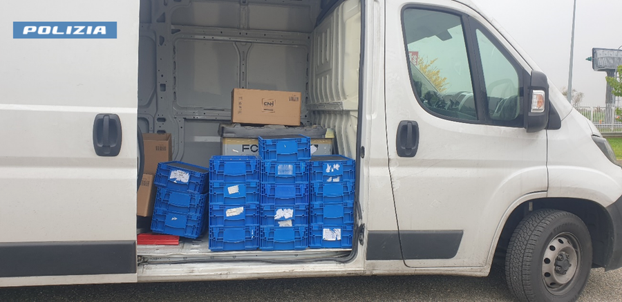 Furto e ricettazione di autoricambi, scoperta nel torinese organizzazione attivissima sul web, identificati anche magazzini di stoccaggio e ricambi contraffatti