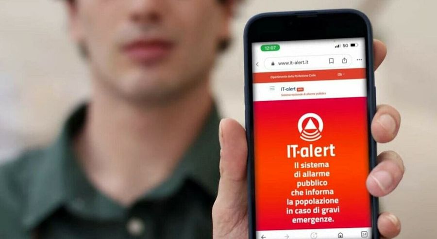 Domani, giovedì 14 settembre alle ore 12 suoneranno tutti i cellulari: è il test di IT-alert, il nuovo sistema di allarme pubblico