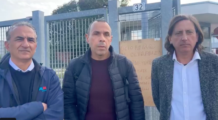 Lear di Grugliasco, presidio permanente per evitare 300 licenziamenti [video]