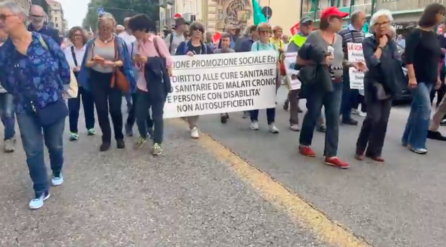 A Torino in migliaia alla Marcia per la Salute