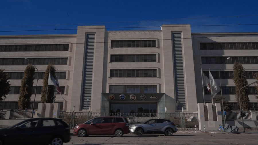 Il Piemonte al tavolo Stellantis, non se ne esce: serve un nuovo modello per Mirafiori Il Piemonte al tavolo Stellantis, non se ne esce: serve un nuovo modello per Mirafiori