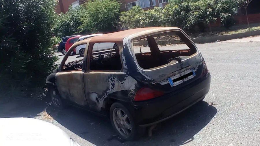 Case popolari, via i mezzi abbandonati. Assessore Caucino: “Illegalità zero”