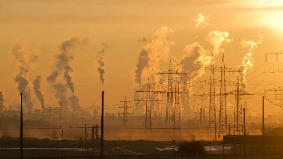 In India una legge di emergenza per spingere al massimo le centrali elettriche a carbone