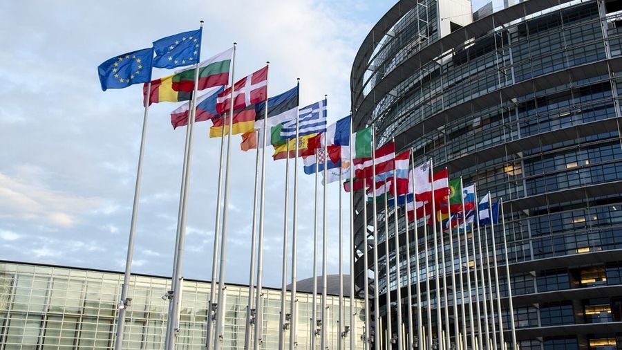 Il tormentone della Manovra finanziaria e l’Europa unita (poco) sulle tasse. Di Carlo Manacorda* Il tormentone della Manovra finanziaria e l’Europa unita (poco) sulle tasse. Di Carlo Manacorda*