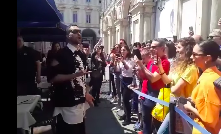 Eurovision, la musica ovunque, anche in Comune dove arriva Mahmood