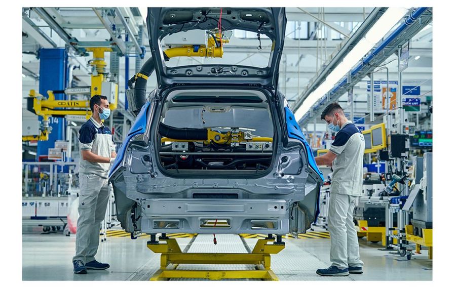 “La base produttiva e di sviluppo di Stellantis in Italia è e rimarrà strategica”: Consiglio Comunale aperto sul futuro dell'automotive per Torino “La base produttiva e di sviluppo di Stellantis in Italia è e rimarrà strategica”: Consiglio Comunale aperto sul futuro dell'automotive per Torino