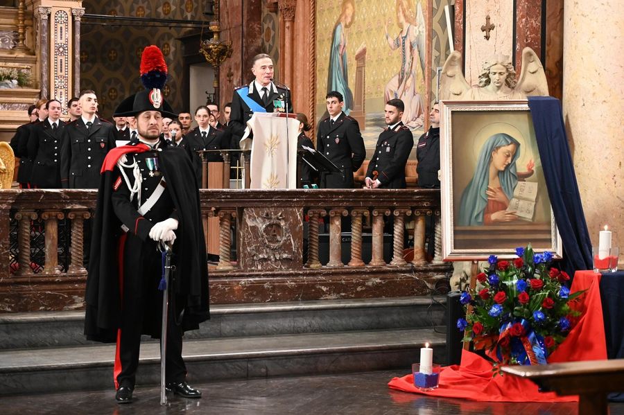 Carabinieri, alla Chiesa dei Santi Angeli Custodi di Torino si celebra la “Virgo Fidelis” Carabinieri, alla Chiesa dei Santi Angeli Custodi di Torino si celebra la “Virgo Fidelis”