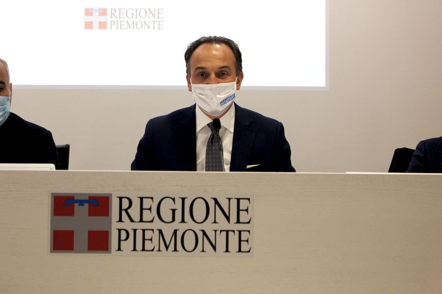 Il Piemonte forse in arancione, per Cirio è colpa dei no vax