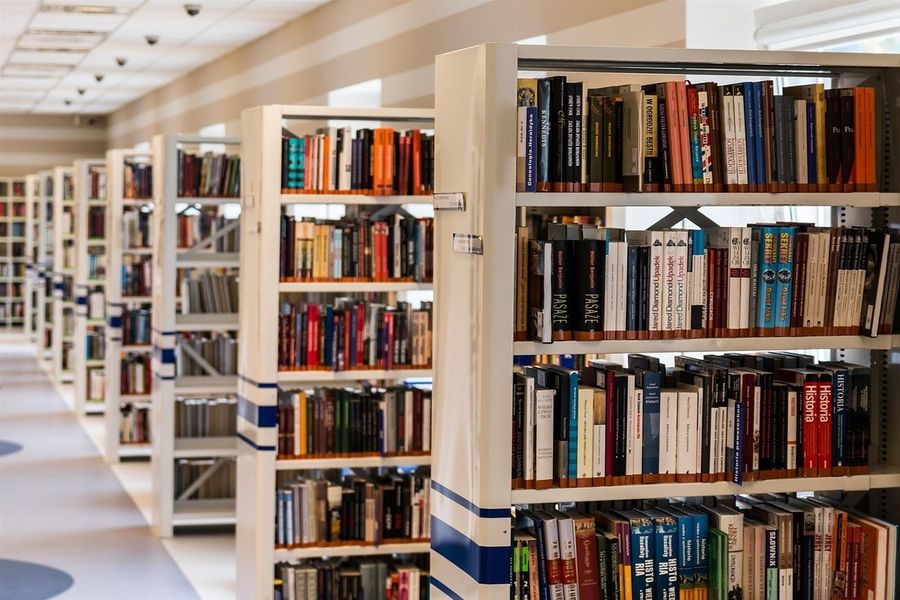 Bi.To, arriva il portale unico per il sistema bibliotecario torinese Bi.To, arriva il portale unico per il sistema bibliotecario torinese