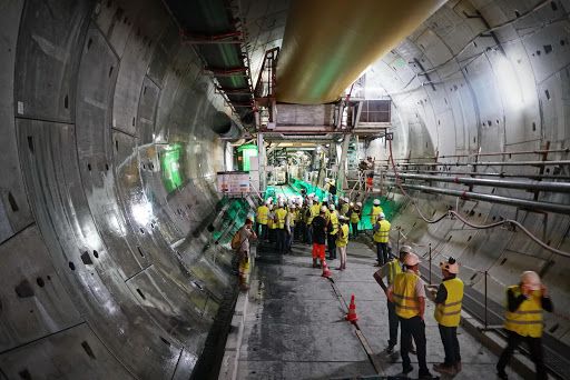 La TAV non è un buco inutile nella montagna ma un aiuto all’economia e all’ambiente. Di Carlo Manacorda* La TAV non è un buco inutile nella montagna ma un aiuto all’economia e all’ambiente. Di Carlo Manacorda*
