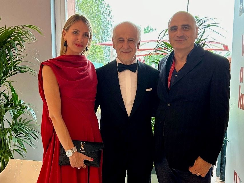 Coppa Volpi a Toni Servillo per "La grazia", Torino e il Piemonte sul palcoscenico della Mostra del Cinema 2025 Coppa Volpi a Toni Servillo per "La grazia", Torino e il Piemonte sul palcoscenico della Mostra del Cinema 2025